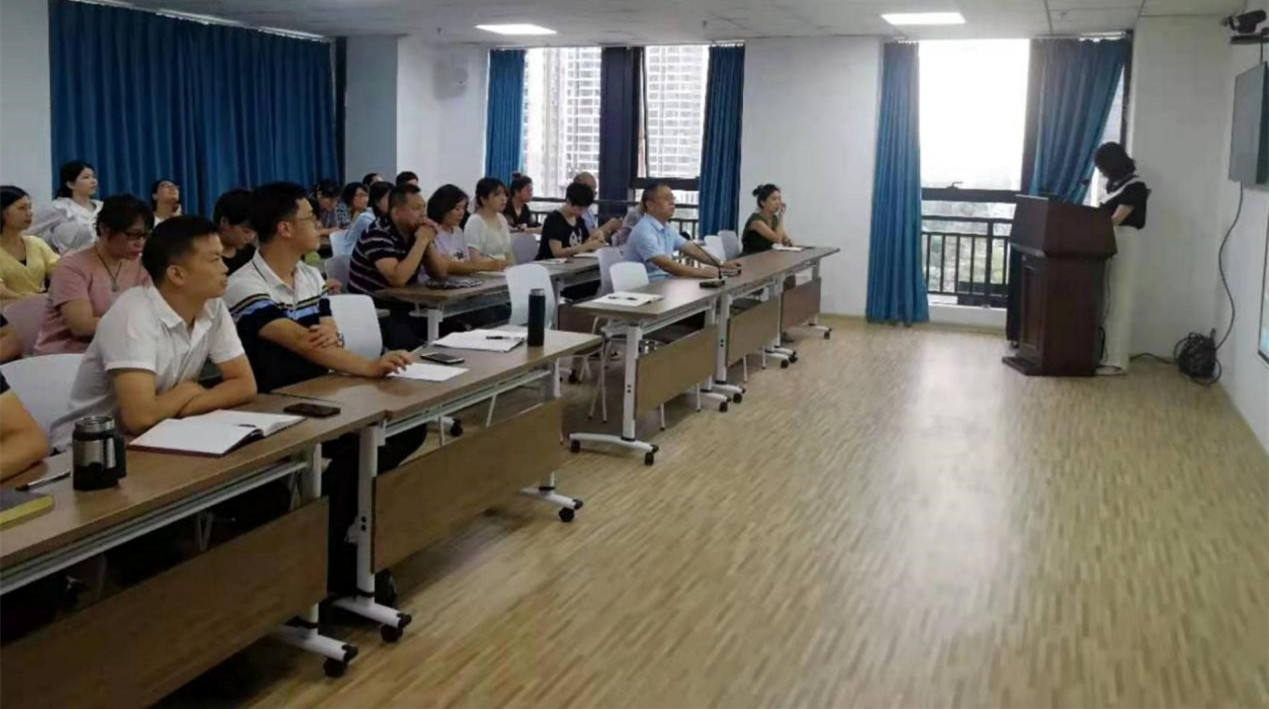 会议照片_副本.jpg