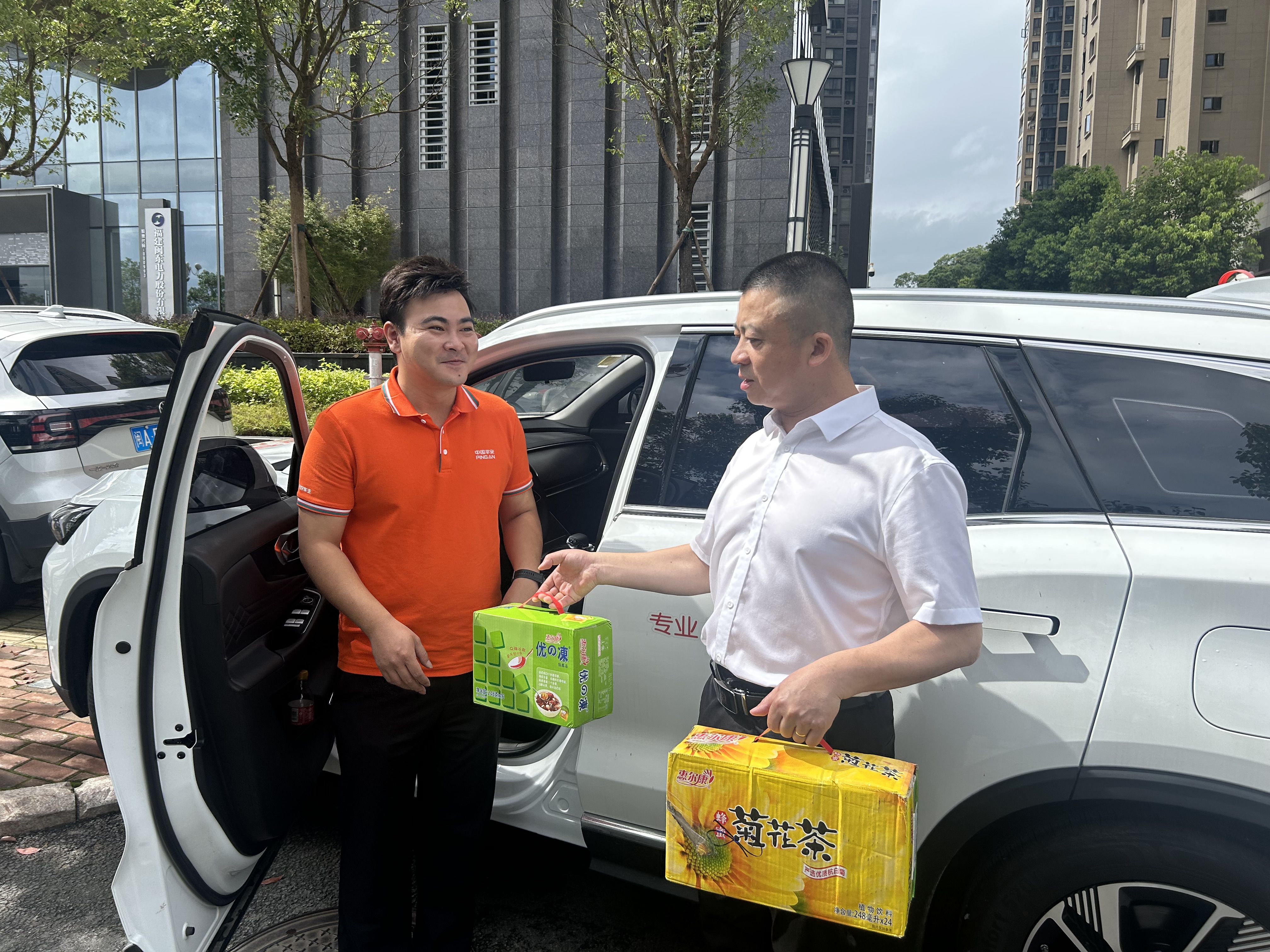 平安产险宁德中心支公司：清凉一夏 致敬一线3.png